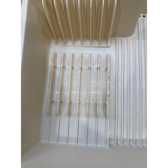 Vintage Rubbermaid 6054 Space Saver Drainer Dish Dry Rack Plastic Almond Beige - Picture 6 of 12